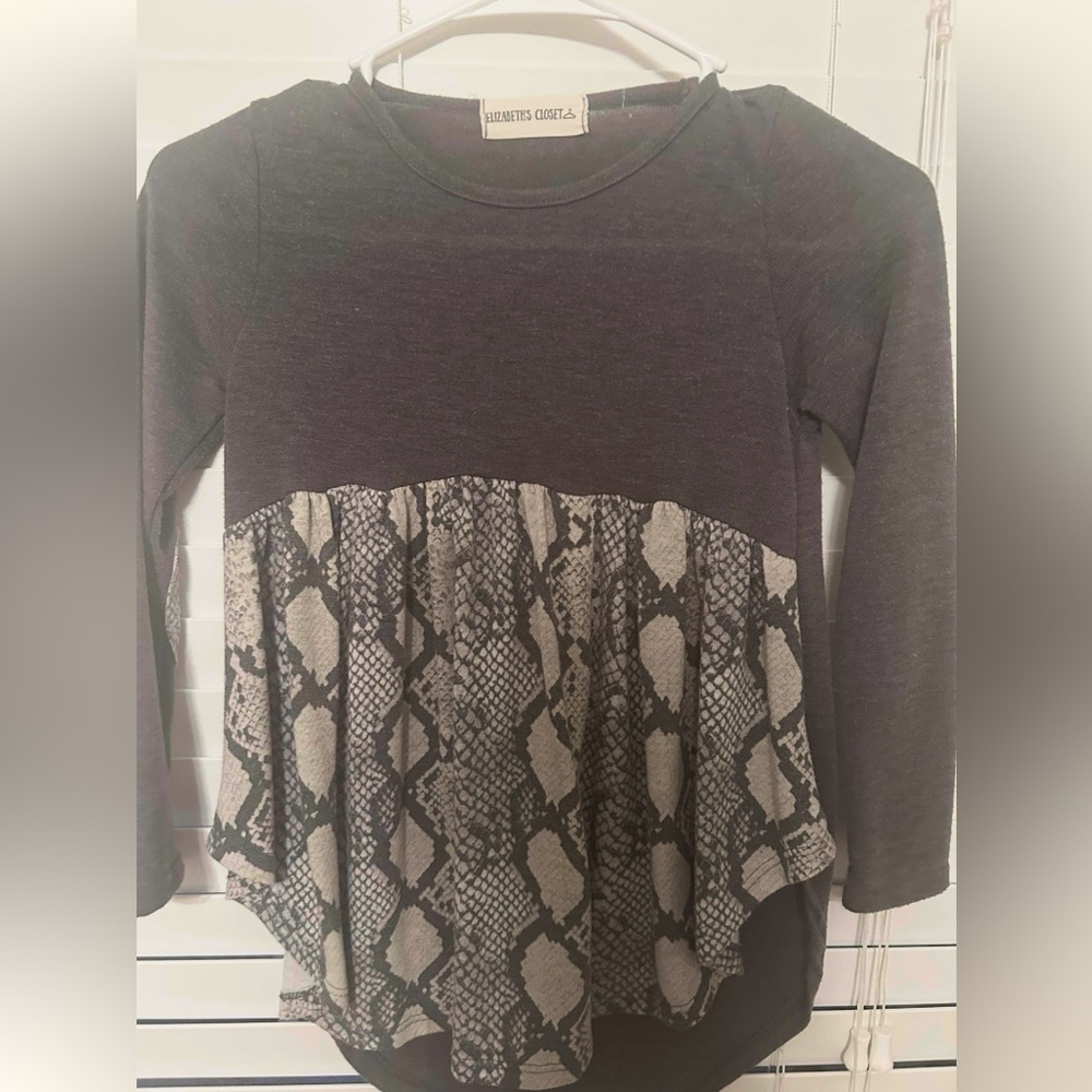 Chic Kids Long Sleeve Top - Black and Gray